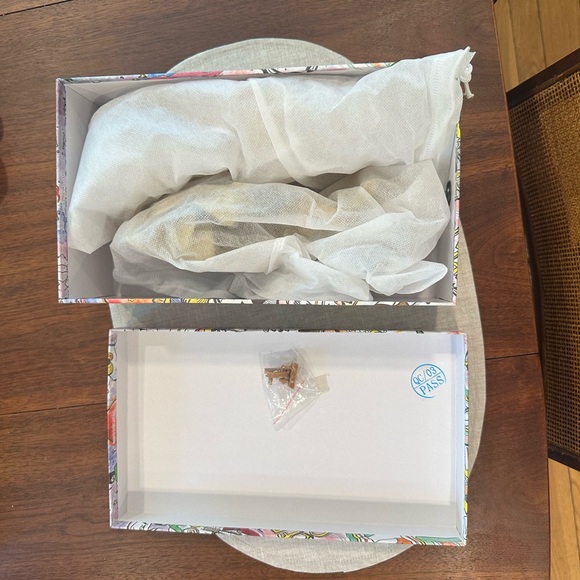 Jeffrey Campbell Honolulu Heels - Picture 6 of 7